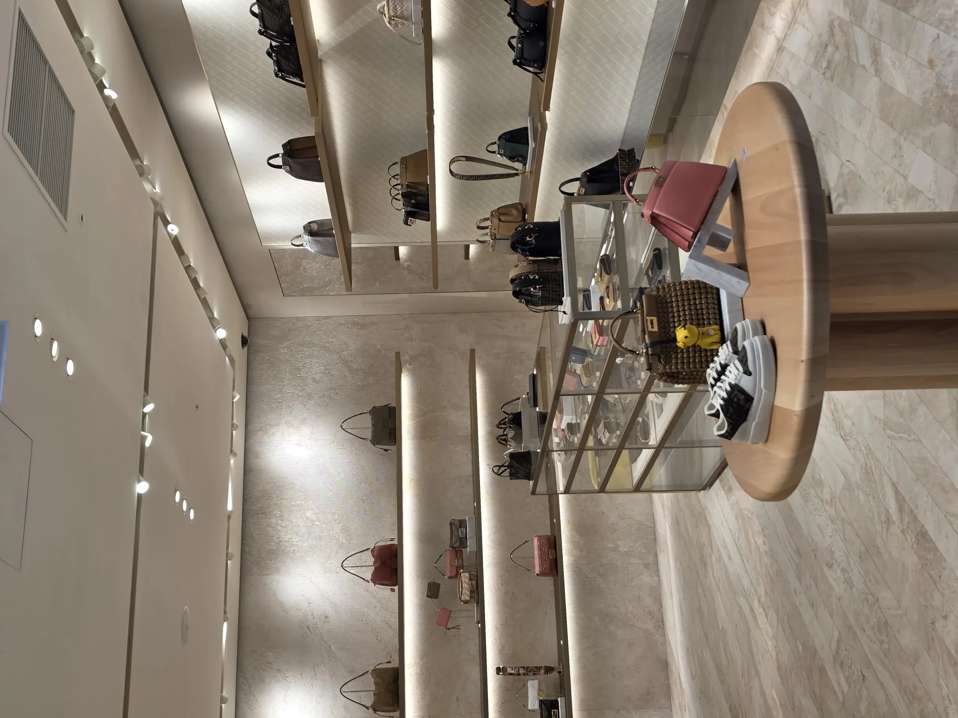 NOVAL retail lighting project