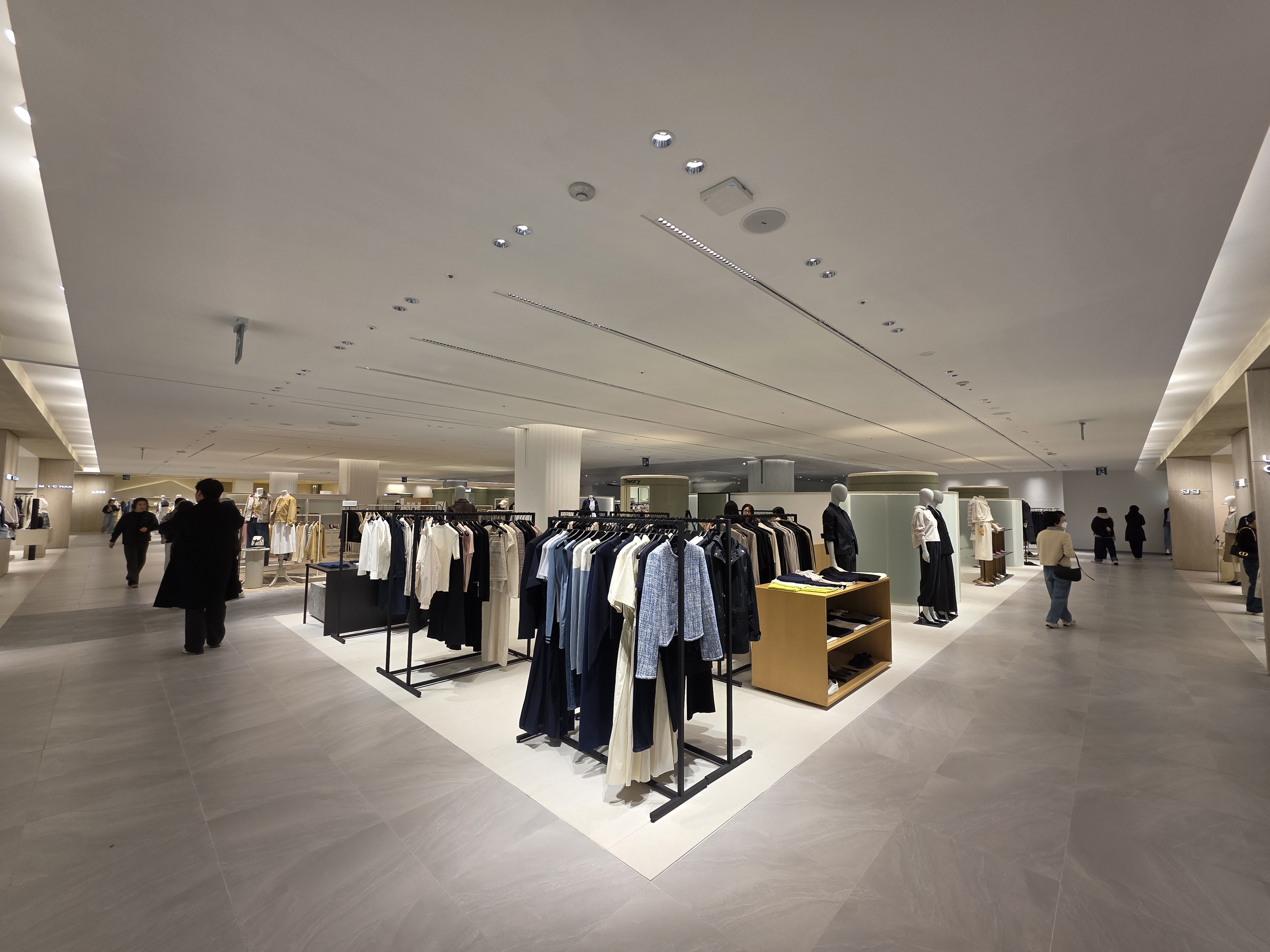 Lotte Shopping Mall | Incheon, Korea