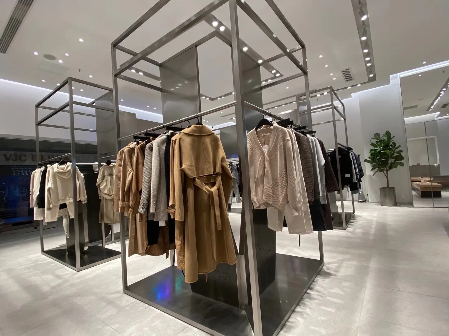 ARMI luxury boutique lighting project