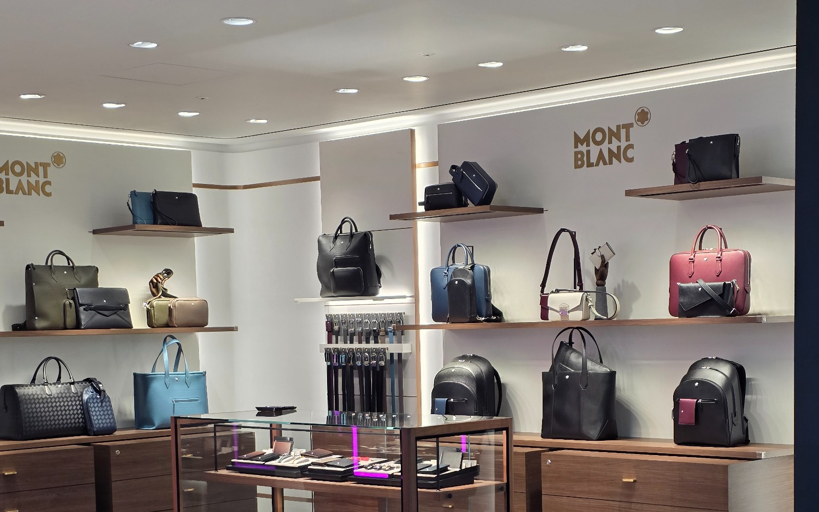 LOTTE Mall Korea Retail Lighting Project