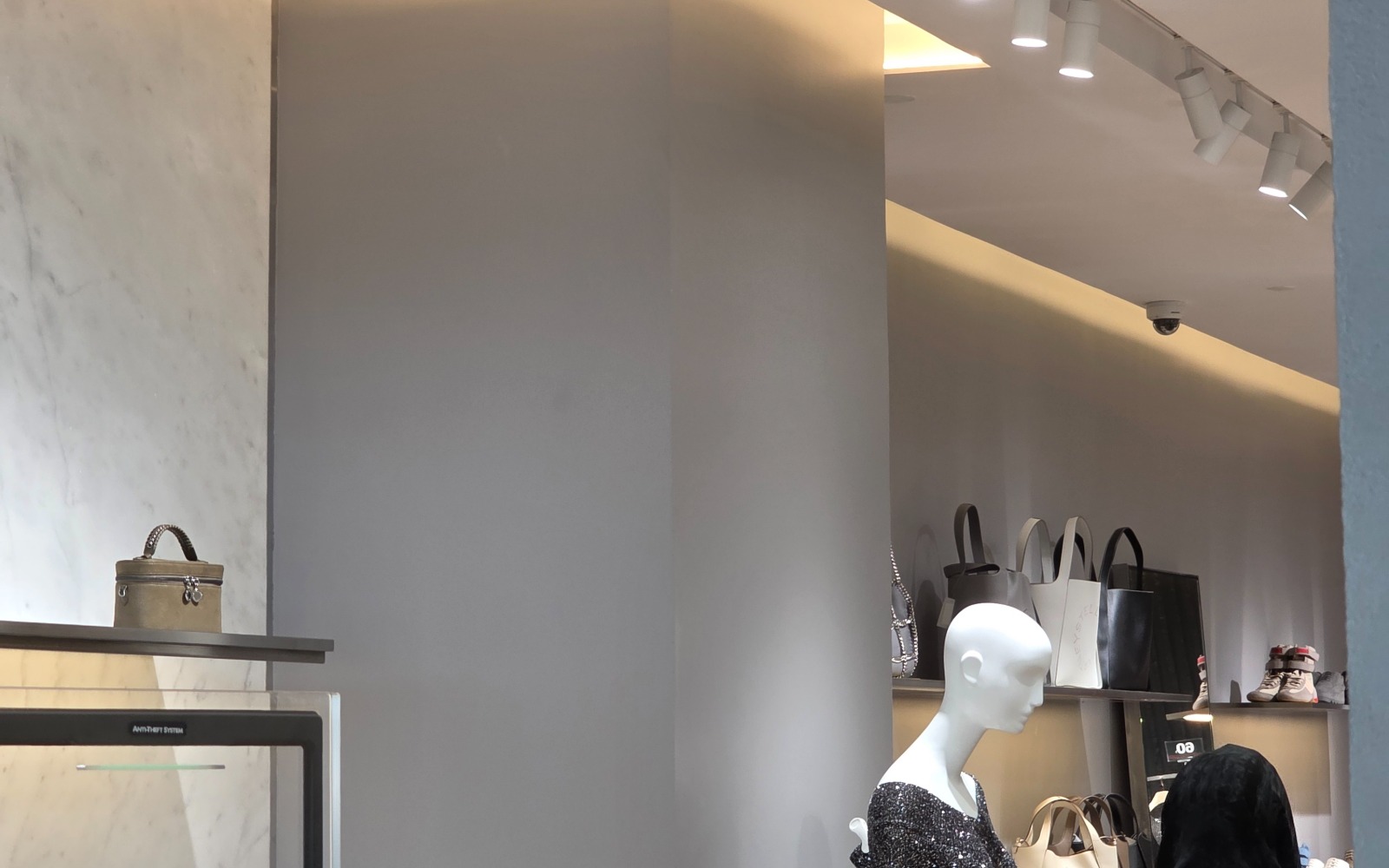 Fashion Retail Lighting application