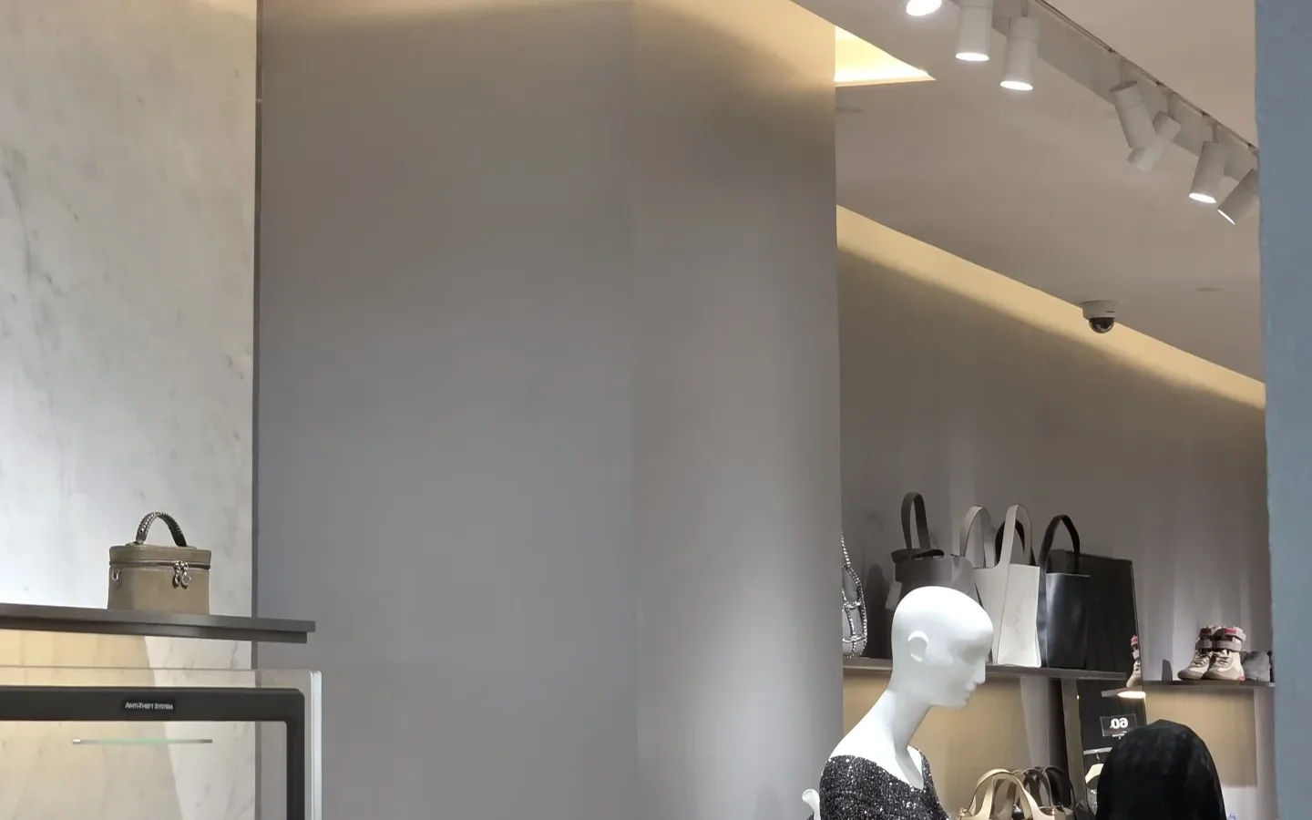 Retail lighting solution